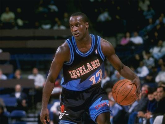 比如挡拆后 比如挡拆后